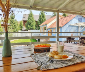 HYGGE HOME уютный коттедж с террасой и баней для проживания нескольких семей